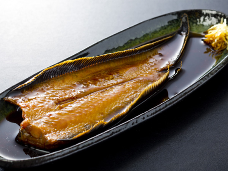 ［地魚一品］例 - 舌平目の煮付け