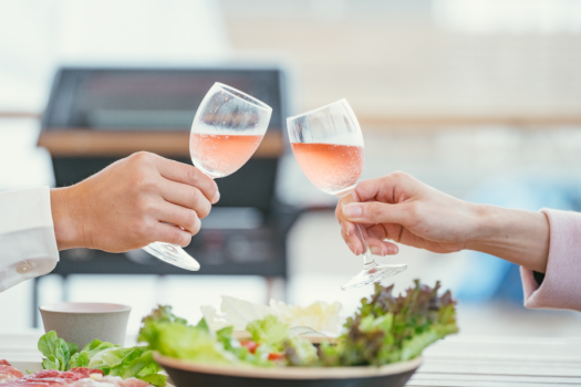 お酒を飲みながらゆっくりと特別な時間を★