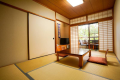 こじんまりとした８畳のお部屋です。