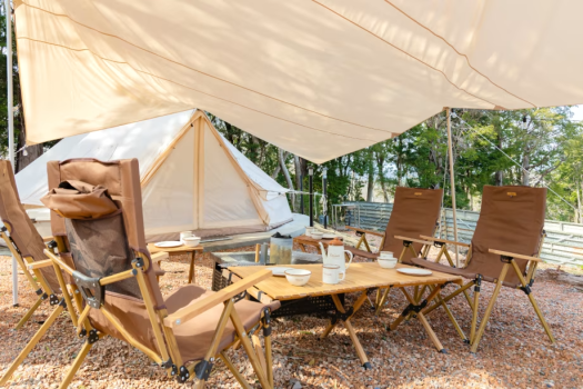S'more Forest – 5m Bell Tent Enjoy a relaxing stay in a 5-meter bell tent nestled in nature. S'more Forest – 5m Bell Tent Enjoy a relaxing stay in a 5-meter bell tent nestled in nature.