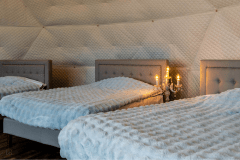 ドームテント■コンセプト3ベッド■50㎡・ダブル×3ベッド-　11時チェックアウト