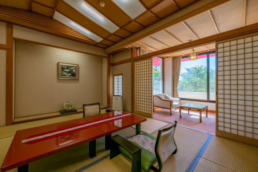 【別館静龍和室】本館とは違った静けさ落ち着きのあるお部屋です。