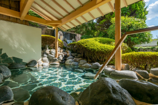 鬼怒川のまろやかなお湯が体を包み込みます。