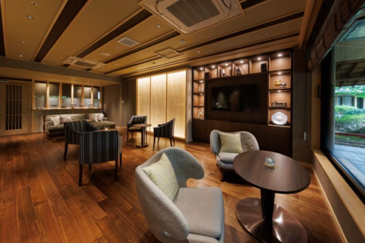 【静龍フロア｜プレミアムラウンジ】心身ともに癒やされるひとときをお過ごしください。