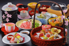 【籠盛会席】鬼怒川の地元食材を活かした四季替わりの会席コースです