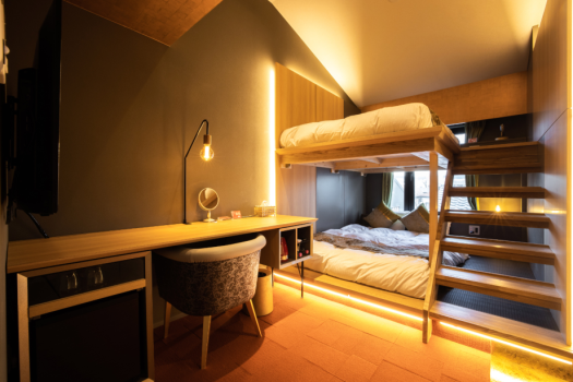 ゴールドビッグベッド304