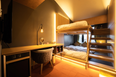 ゴールドビッグベッド304