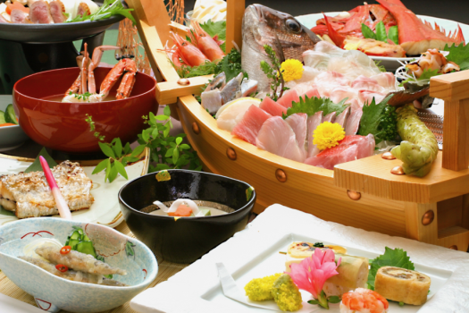 《ベースプラン・本館》★露天付客室orサウナ付客室★展望貸切露天＆お魚三昧の伊勢エビ舟盛付磯料理