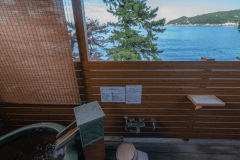 ［本館］露天風呂付洋室（ツイン）お座敷付 28ｍ2 B&B