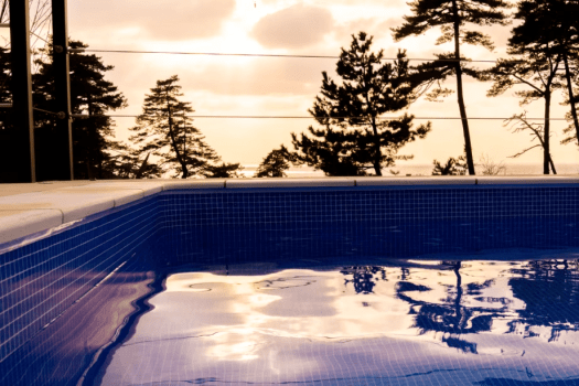 【直前割！！　素泊まり】全棟プール・サウナ付きの海の見えるプレミアムリッチなプライベートバケーション