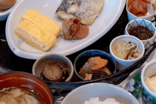 朝食