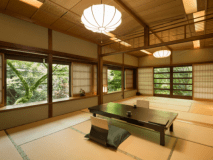 【すみれ】８畳２間・大理石風呂付客室