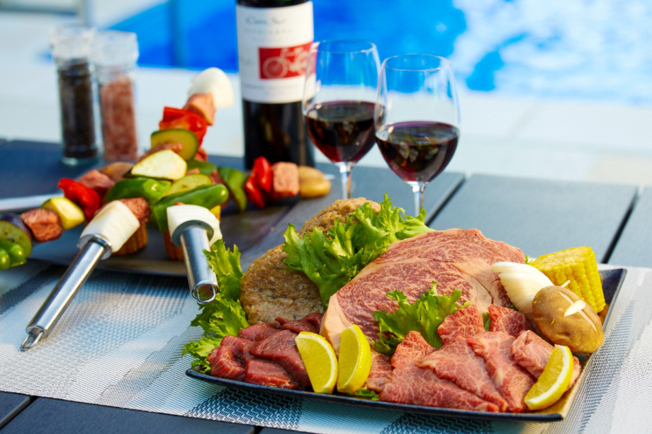 【BBQプラン】＜premium stay＞グランピングBBQプラン～自慢のご当地食材を豪快にBBQスタイルでグリル。幻想的な夜景を眺めながらここでしか味わえないラグジュアリーstayを満喫～