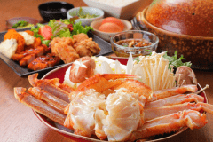 【カニ鍋コース】
贅沢素材を使用したカニ鍋をご堪能ください。