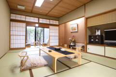 特別室 山峡（やまあい）／和室12畳＋和室12畳＋高野槙風呂