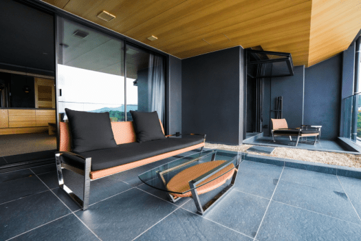 Junior Suite [Half open-air bath room]