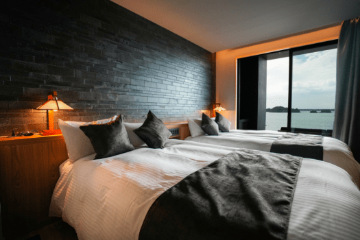 Quad Suite [Indoor bath and outdoor bath in guest room]