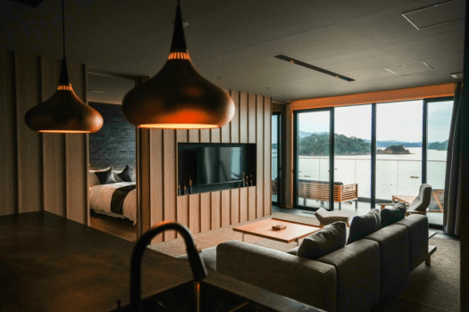Quad Suite [Indoor bath and outdoor bath in guest room]