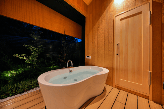 ■Dome Tents ■<Glamping>- Natural hot spring & sauna, 100㎡, 7m dome tent