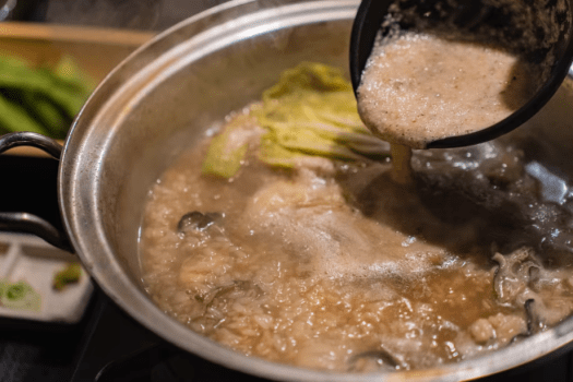 【ありがとう2025年♡ウィンターキャンペーン】【冬の味覚/至福の選べる三鍋プラン】牡蠣・ジビエ・自然薯 × “朝の特別セレクト”ホットサンド or 自然薯朝食**1泊2食付き/1人あたり】