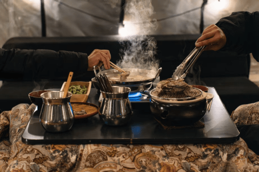 【土日・祝】牡蠣しゃぶコース or BBQ🍖こたつテント席【14:00〜16:30】(定員6名)