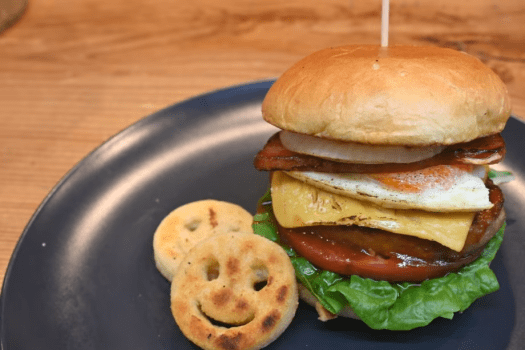 【ありがとう2025年♡ウィンターキャンペーン】【冬の味覚/至福の選べる三鍋プラン】牡蠣・ジビエ・自然薯 × “朝の特別セレクト”ホットサンド or 自然薯朝食**1泊2食付き/1人あたり】