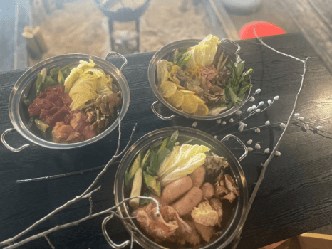 【ありがとう2025年♡ウィンターキャンペーン】【冬の味覚/至福の選べる三鍋プラン】牡蠣・ジビエ・自然薯 × “朝の特別セレクト”ホットサンド or 自然薯朝食**1泊2食付き/1人あたり】