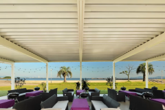 【午後の部14時から17時　屋根付き海が見えるお席】シーサイドガーデンソファサイト