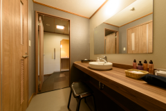 【和洋室◆渓谷眺望】和モダン空間＋マットレス｜眺望No1