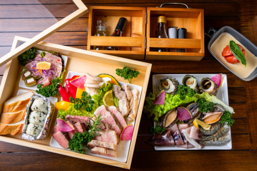 【夏秋プラン】【1泊2食】≪Special meals≫”トップグレードBBQ”～厳選和牛＆香住の新鮮な海の幸。山陰の美味盛りだくさん最上級BBQメニュー～【KAINO VILLA-カイノヴィラ-】