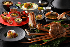 ■喜多八の活蟹■冷凍ガニと活蟹の大きさ対決！自慢の活蟹！喜多八の活蟹は800ｇ以上の蟹を仕入しております。