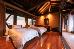 【離れザ・ハウス】時代を超えて愛される、クラシックデザインの寛ぎの部屋