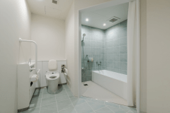 ユニバーサルルーム【30㎡｜バスタブ｜クイーン】