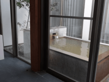 【青山緑水客室露天風呂】快適なお風呂時間