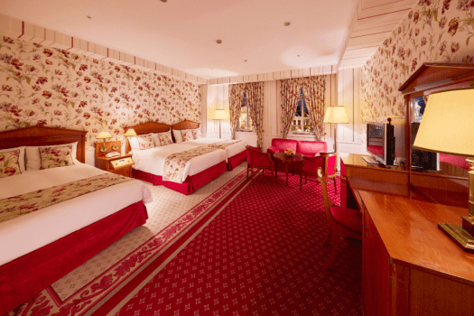 [禁烟]豪华设计师三人间（城市一侧）