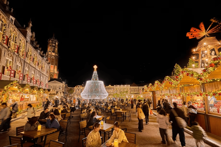 【クリスマスマーケット】本場ヨーロッパの街並みでグルメやスイーツ、お買い物も楽しめる