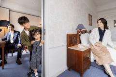 【客室一例】スタンダードフォース（※フットスロー・ソファは赤色となります）