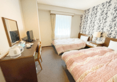 広めのお部屋でゆっくりとお休みいただけます。