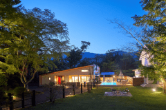 1100坪の敷地を1組で貸切