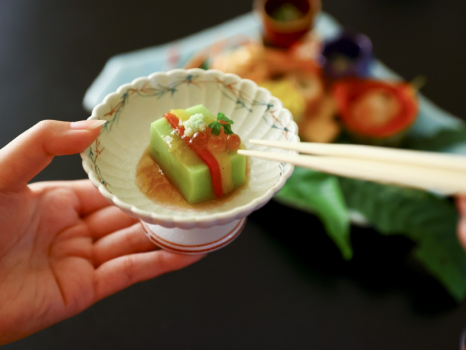 ■四季折々の食材を愉しむお食事