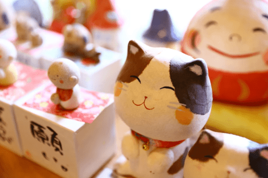 にっこり微笑む可愛い置きもの　お土産や旅の思い出に