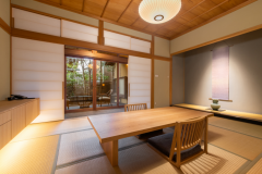 Annex: [Indoor bath * Natural hot spring] Japanese-style room 10 tatami mats + 1 room <Bed>
