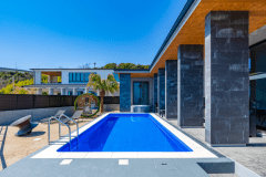 【素泊まり】プライベートプール・サウナ付きのリゾートヴィラで極上のひととき。〈持ち込み自由・食事オプション有〉