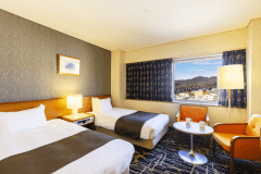 【スタンダードツイン：20平米～】カップルや夫婦におすすめのツインベッド。