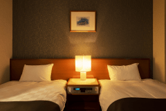 【スタンダードツイン：20平米～】2人で快適に過ごせる落ち着いた客室。