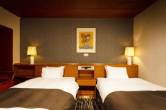 【ロイヤルスイート：74平米】当館最上のお部屋で特別なひとときをお過ごしください。