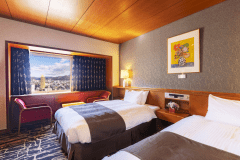 【ロイヤルスイート：74平米】当館最上のお部屋で特別なひとときをお過ごしください