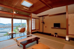 雑賀崎漁港を望む和室 ◆＜8帖+和室ﾂｲﾝﾍﾞｯﾄ＞【禁煙】