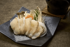 ■和歌山が誇るクエを堪能■上品な脂と弾む食感。冬の美味を代表する高級魚「クエ」
