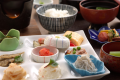 朝食